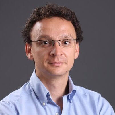 Момчил Василев